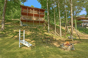 river edge 2 bedroom pet friendly cabin in Sevierville by Cabins USA