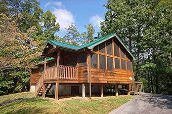 uncle bills 1 bedroom pet friendly cabin in Pigeon Forge