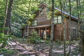 a rustic elegance 4 bedroom pet friendly cabin Wears Valley by American Mountain Rentals