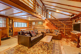 aspen hideout 3 bedroom cabin by Hideout Cabins Aspen Co