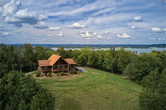 cedar creeks 2  bedroom pet friendly cabin on douglas lake by American Patriot Getaways