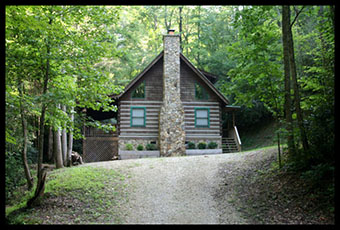 hideaway cabin 2 bedroom cabin in bryson city north carolina by sleeping dog cabini rentals