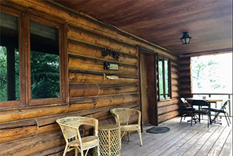 hideout 2 bedroom pet friendly cabin in Aspen Co by Cuchara