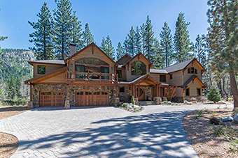 river estate 4 bedroom pet friendly cabin south lake tahoe by Luxury Retreats