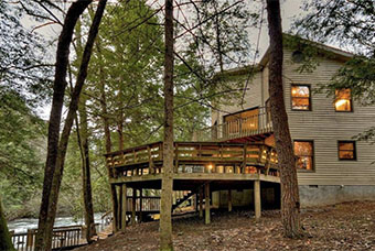 riverbend cottage a 1 bedroom cabin in Bent Tree Georgia