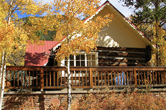 trails end 2 bedroom pet friendly cabin in Aspen Co by All Cabins
